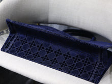 Load image into Gallery viewer, Dior book navy 41 cm