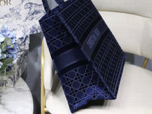 Load image into Gallery viewer, Dior book navy 41 cm