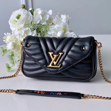 Load image into Gallery viewer, Lv heart