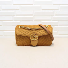 Load image into Gallery viewer, Gucci velvet gold