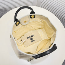 Load image into Gallery viewer, C h a n e l tote