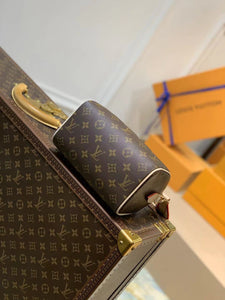 L v speedy 20.5 x 13.5 x 12 cm