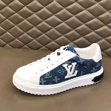 Load image into Gallery viewer, L v sneakers 22
