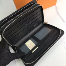Load image into Gallery viewer, L v pouch 21*11*5
