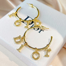 Load image into Gallery viewer, D i o r earrings
