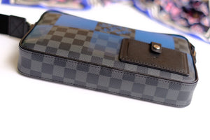 New lv blue travel