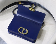 Load image into Gallery viewer, D i o r Montaigne navy 24 x 17 x 8 cm