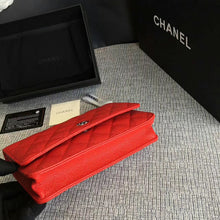 Load image into Gallery viewer, Chanel 19x12 cm