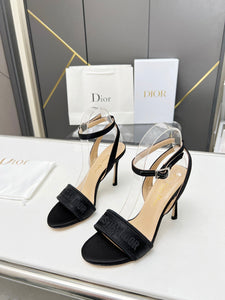 D I o r heels