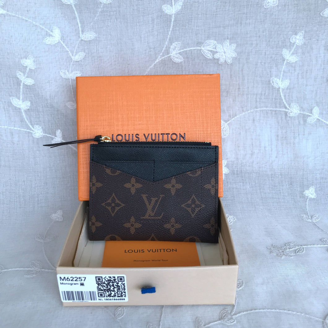 Lv card wallet