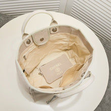 Load image into Gallery viewer, C h a n e l tote