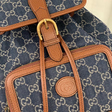 Load image into Gallery viewer, G u c c i backpack