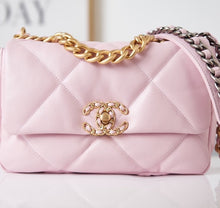 Load image into Gallery viewer, C h a n e l pink 26cm