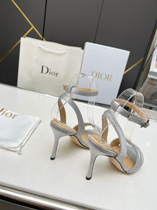 D I o r heels