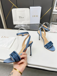 D I o r heels