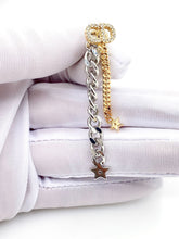 Load image into Gallery viewer, D i o r earrings