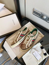 Load image into Gallery viewer, G U c c I tennis sneakers