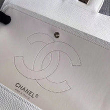 Load image into Gallery viewer, Chanel caviar white 30cm