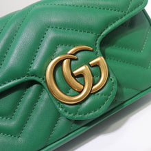Load image into Gallery viewer, G u c c i green 22