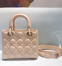 Load image into Gallery viewer, D lady light pink g/s