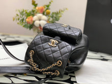 Load image into Gallery viewer, C h a n e l backpack 18×18×12cm