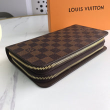 Load image into Gallery viewer, L v pouch 21*11*5