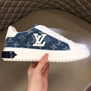 L v sneakers 22