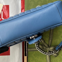 Load image into Gallery viewer, G u c c i blue 26cm