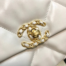 Load image into Gallery viewer, C h a n e l beige 20  30 10(cm)