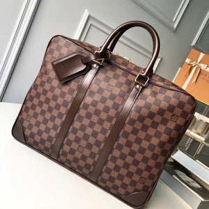 Lv business