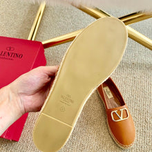 Load image into Gallery viewer, Va l e n t I n o espadrilles