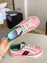 Load image into Gallery viewer, G u c c I tennis sneakers