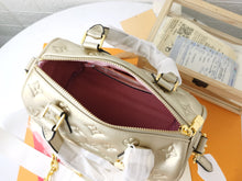 Load image into Gallery viewer, Lv gold 22.0 x 13.0 x 17.0 cm