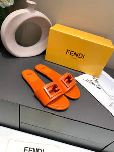 F e n d i new slides