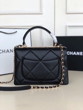 Load image into Gallery viewer, Chanel gold