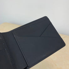 Load image into Gallery viewer, L v wallet  11.5 x 9 x 1.5 cm