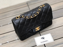 Load image into Gallery viewer, Chanel gold 20cm