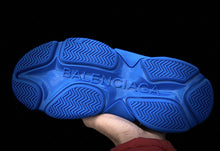 Load image into Gallery viewer, Balenciaga Triple-S Sneaker
