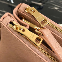 Load image into Gallery viewer, Saffiano blush