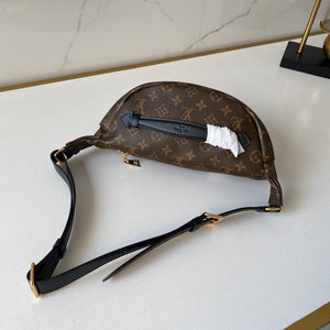 Lv new bumbag