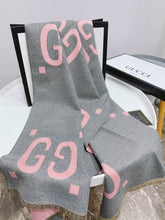 Load image into Gallery viewer, G u c c i scarf