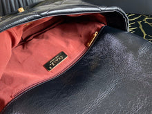 Load image into Gallery viewer, Chanel black